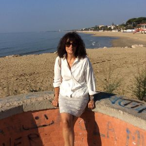 Meet your Posher, Rina